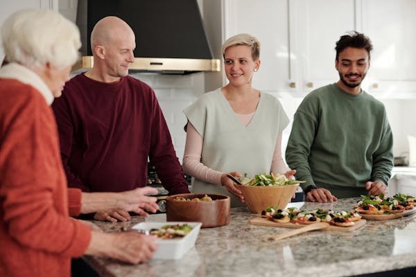 Vivez la magie du team building cuisine en toute convivialité !